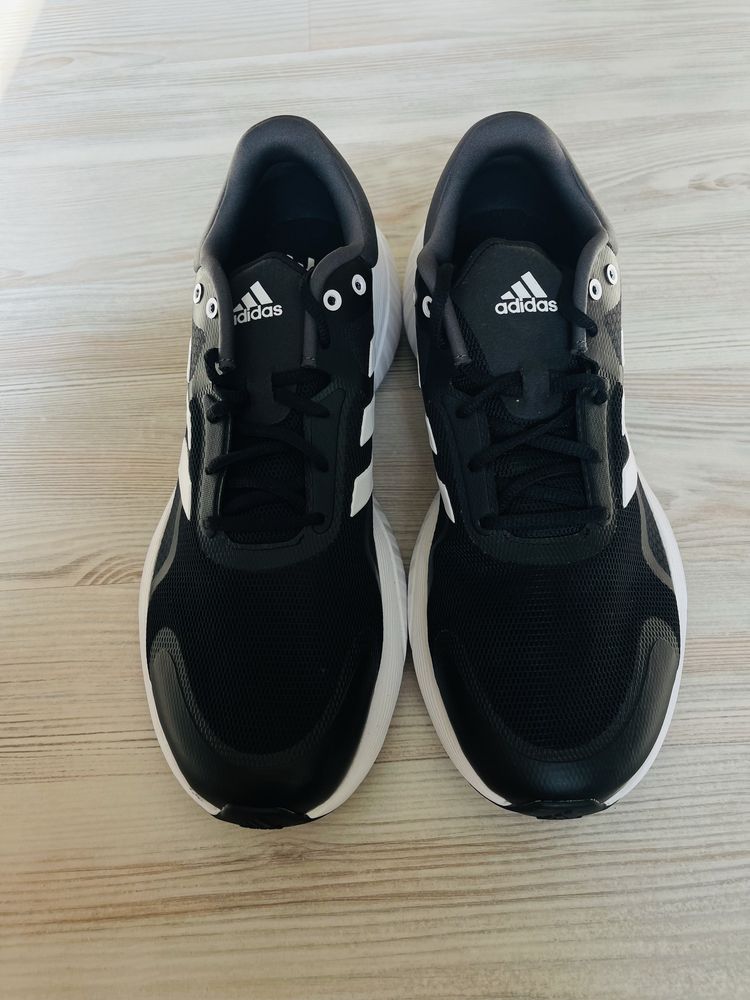 Кросівки adidas