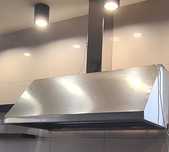 Sprzedam okap gastronomiczny 120 cm szerokość, głębokość 60 cm używany