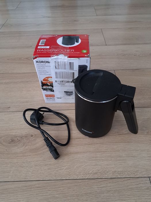 Czajnik turystyczny czarny