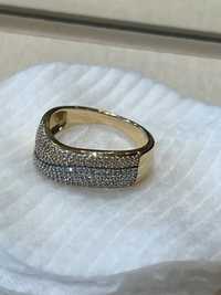 Złoty pierścionek z diamentami  0,36 carat APART