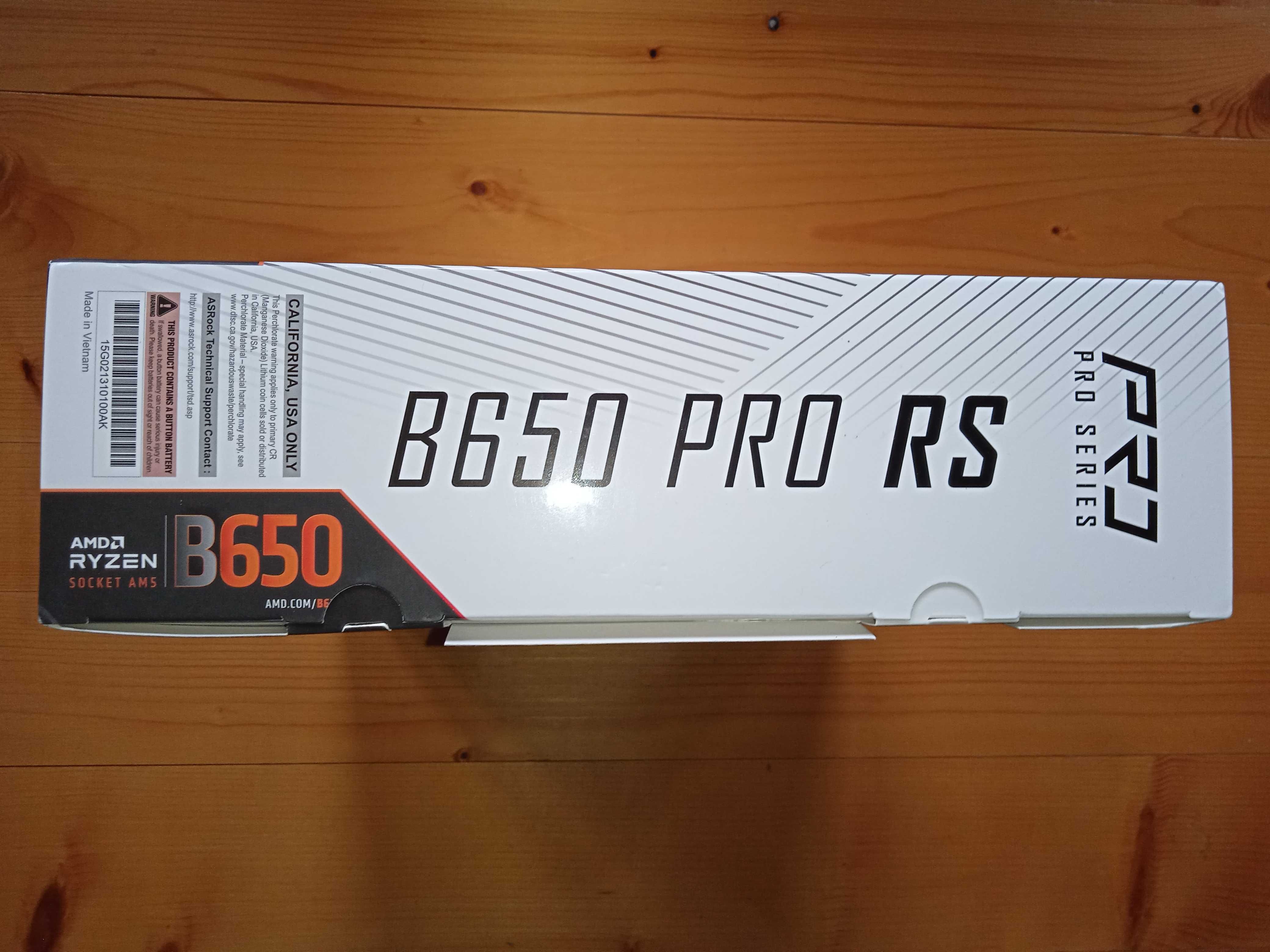 Материнська плата DDR5 ASRock B650 Pro RS.
