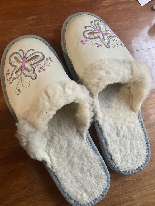 Тапочки комнатные для холодних  зим