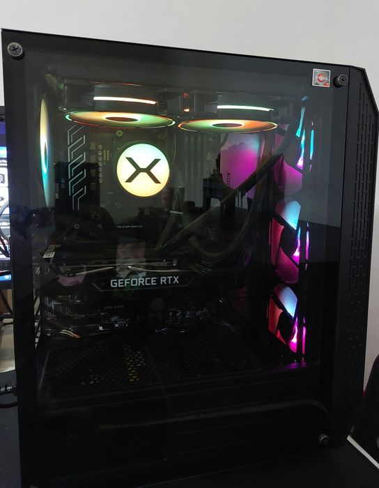 Sprzedam komputer gamingowy z RTX 2060 12GB, Ryzen 7 1700x.