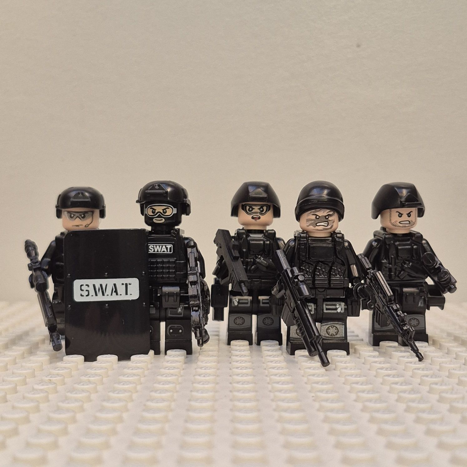 Zestaw figurek żołnierze wojsko 5 szt swat kompatybilnych z lego milit