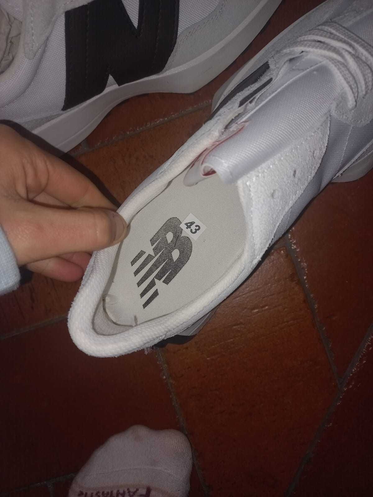 Sapatilhas novas nunca usadas