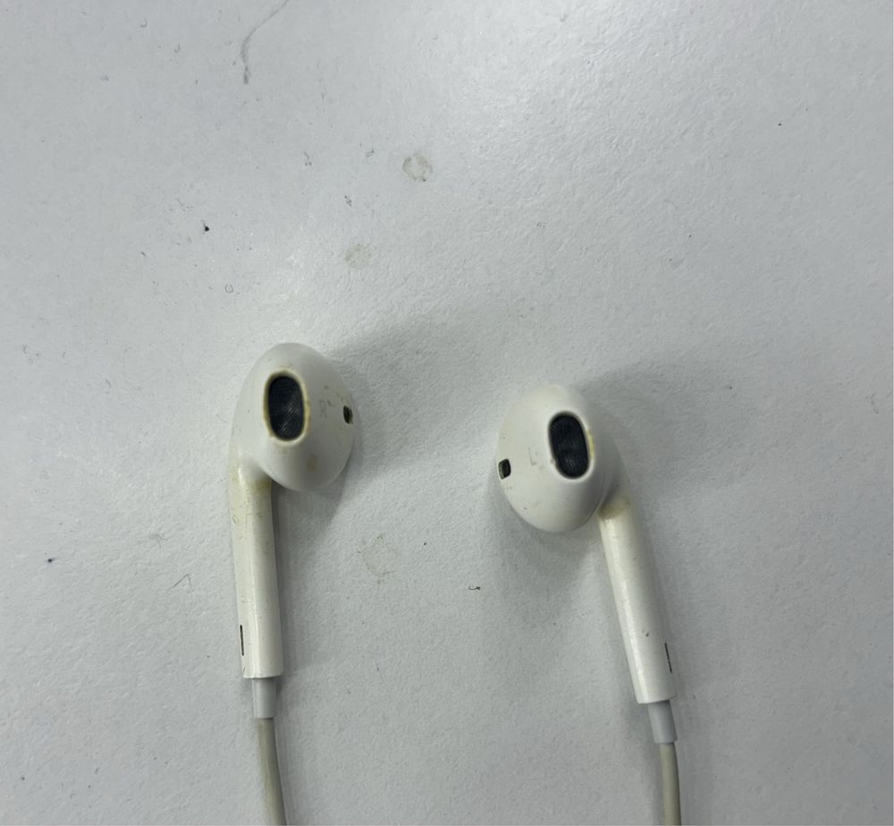 Słuchawki na kablu Apple