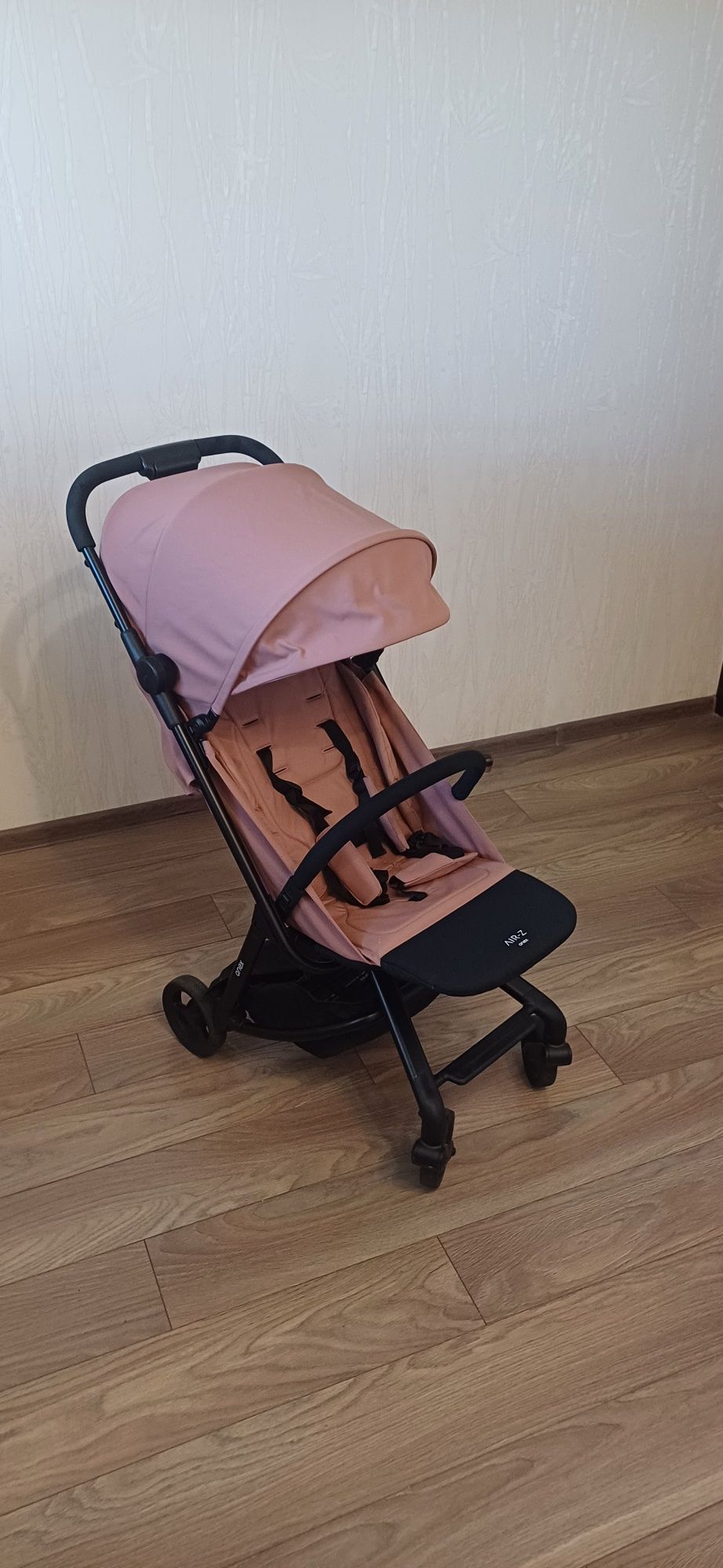 Продам детскую коляску ANEX AIR-Z