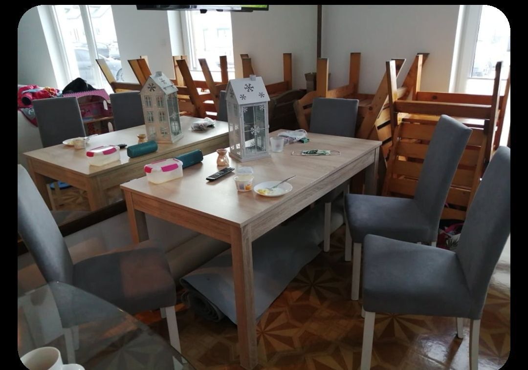 Stół do jadalni w bardzo dobrym stanie
