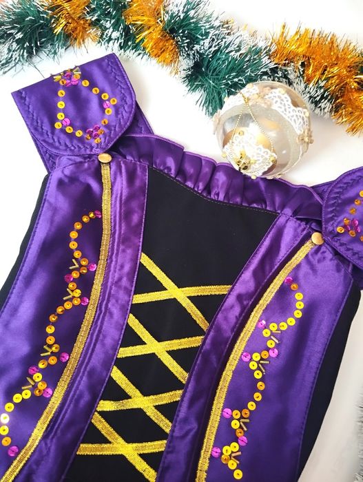 Костюм піратки  на Новий рік ,на  7-8 років