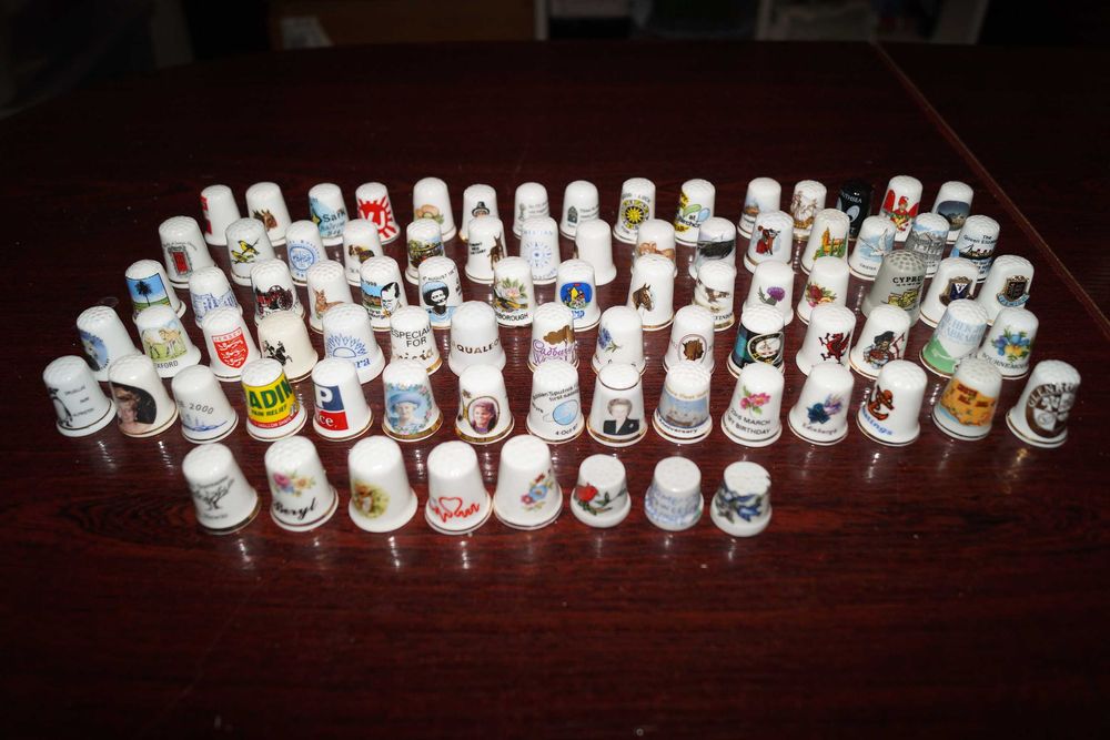 Zestaw Naparstków Kolekcjonerskich zestaw widoczny na zdjęciach 80 szt