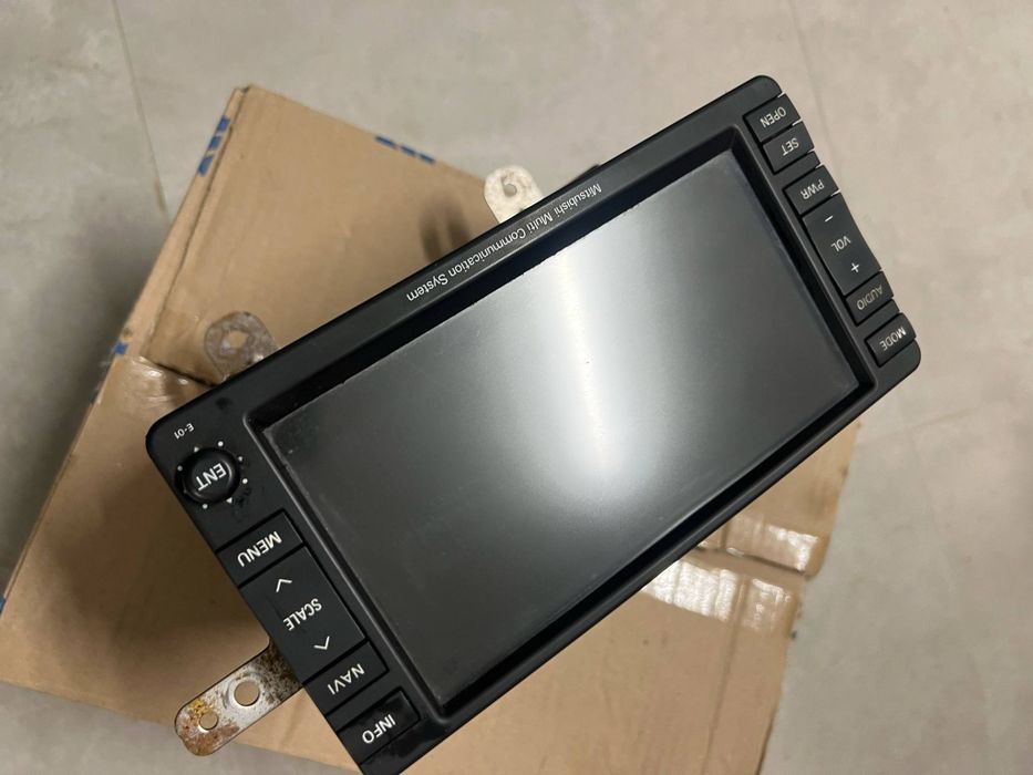 Radio CD DVD Mitsubishi Outlander stan igła