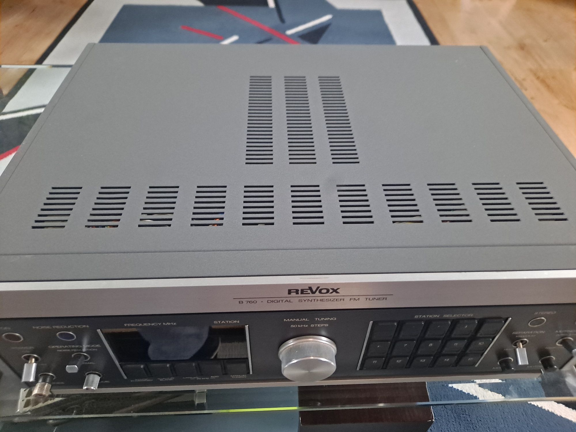 Tuner Revox B760 po odświeżeniu