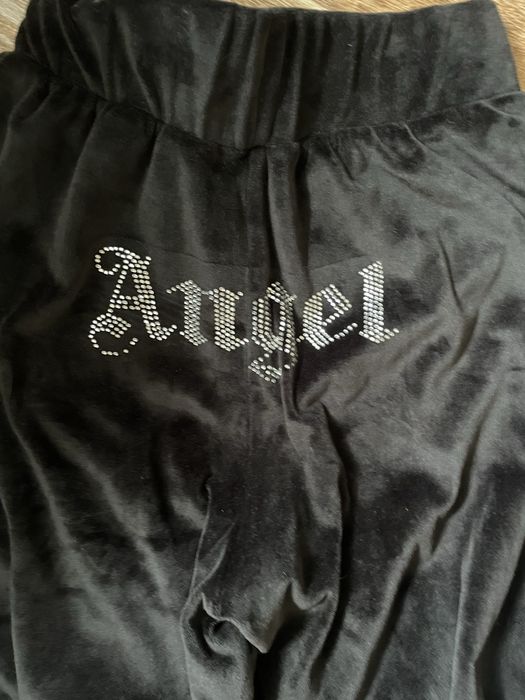 Продам гарний костюм