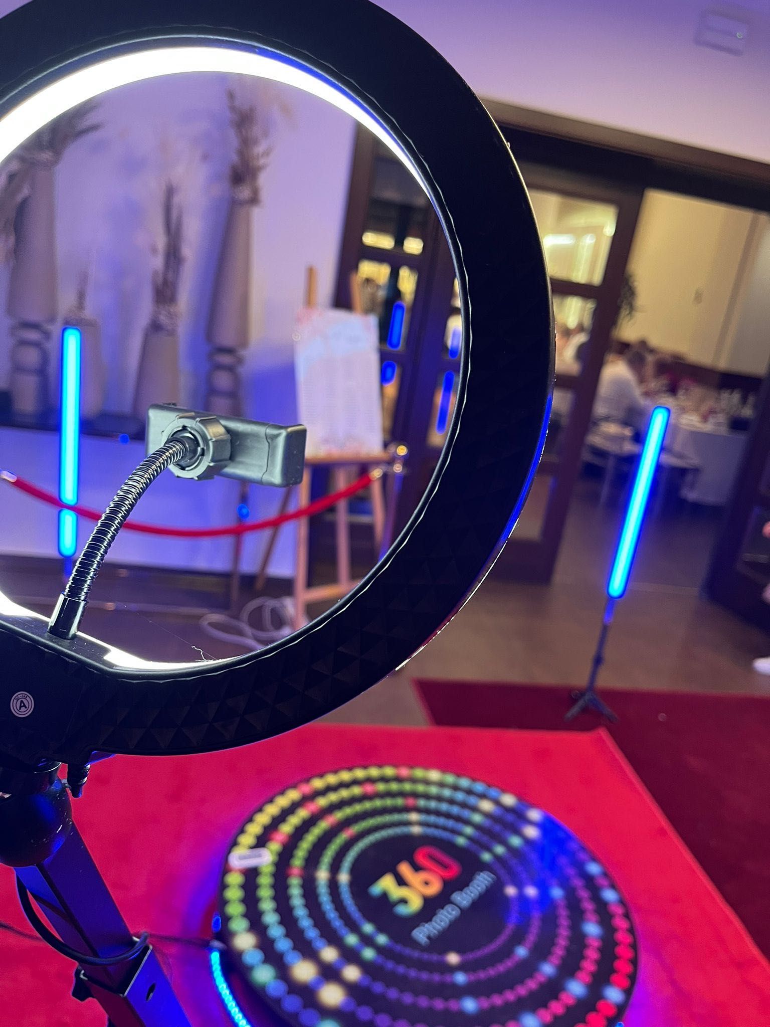 Fotobudka 360 rozkręć swoją imprezę!!!