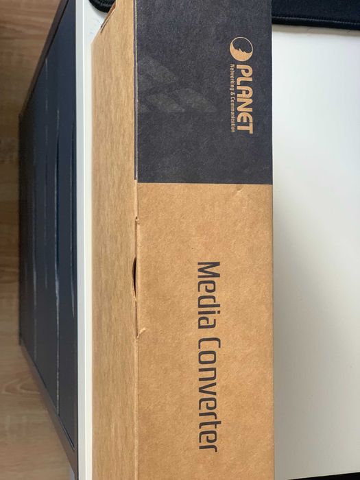 Conversor de mídia PLANET ISC-100