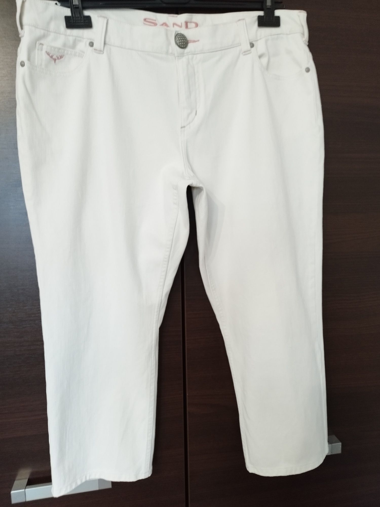 Białe spodnie wysoki stan rm 48,50