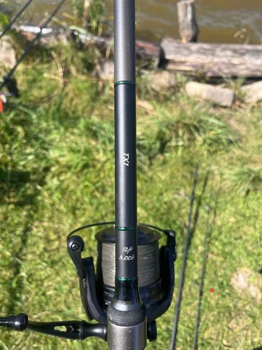 Zestaw karpiowy wędka + kołowrotek z żyłką