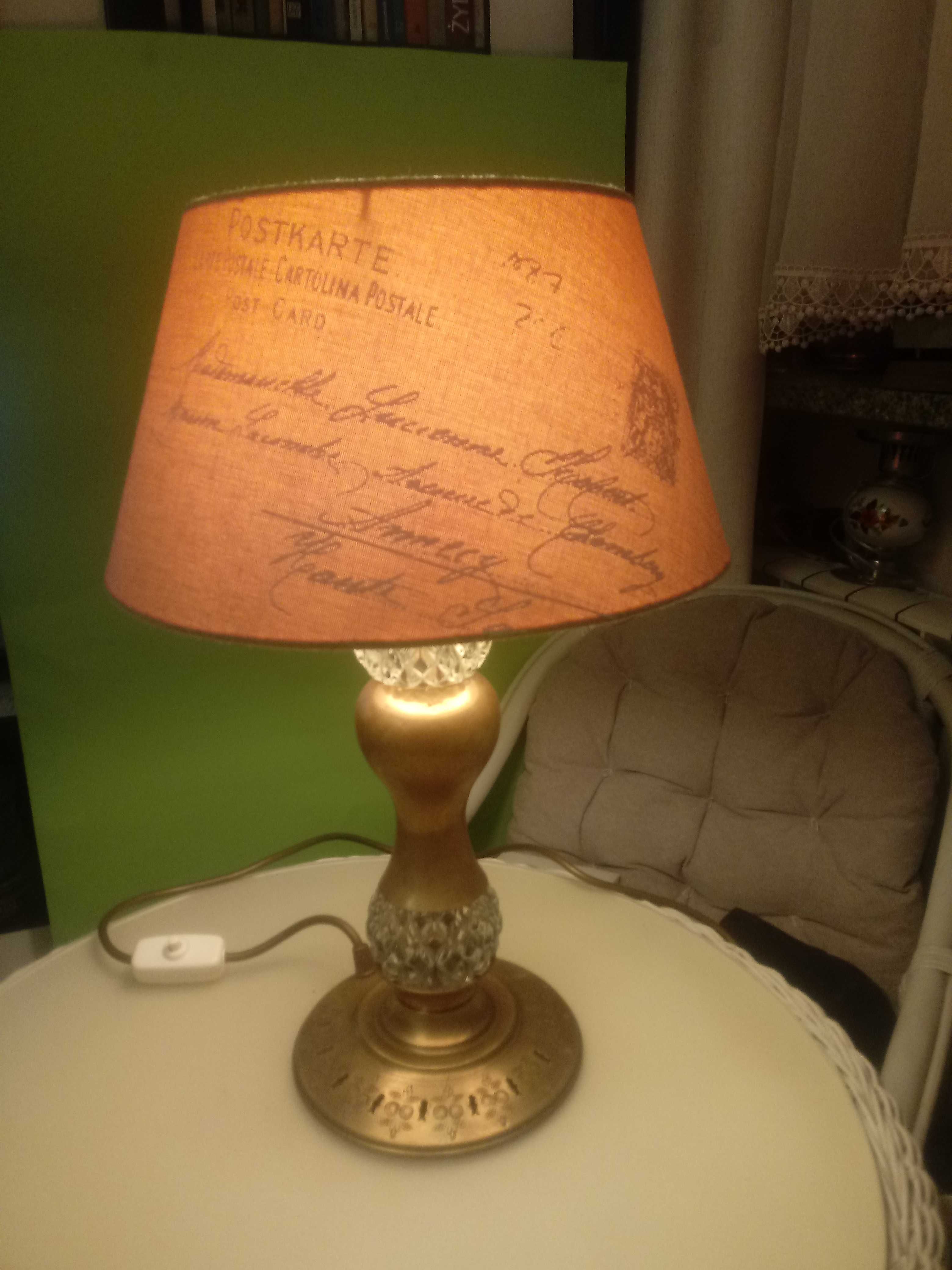 Lampa ze szkła odlewanego z abażurem