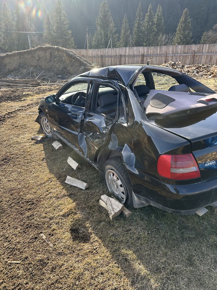 Авді а4 б5 1.6 бензин