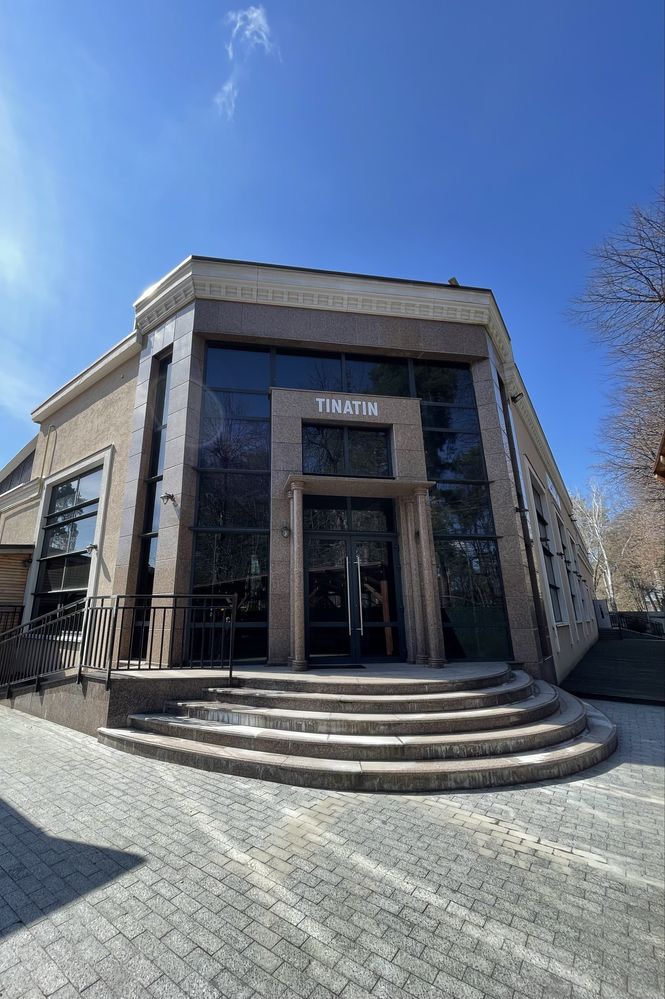 Продаж ресторанного комплексу в центрі Бучі