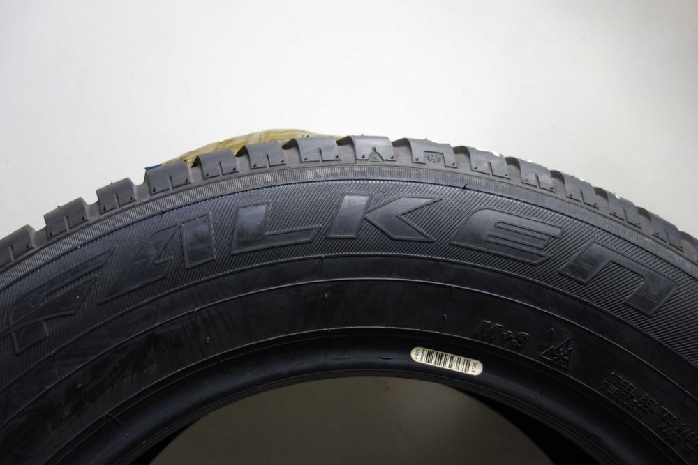 Opony zimowe 205/70/16 - FALKEN Euro Winter HS449