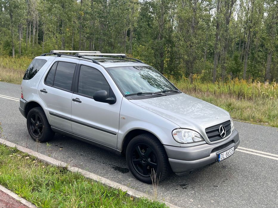 Mercedes-Benz ML Mercedes w163 ML 270 cdi ładny stan 4x4 pancerne auto