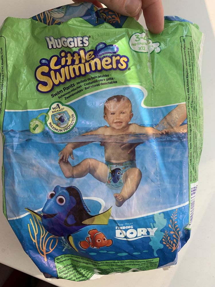 Huggies підгузки для плавання