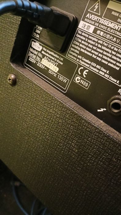 Wzmacniacz gitarowy combo VOX mega moc efekty konkretny piec