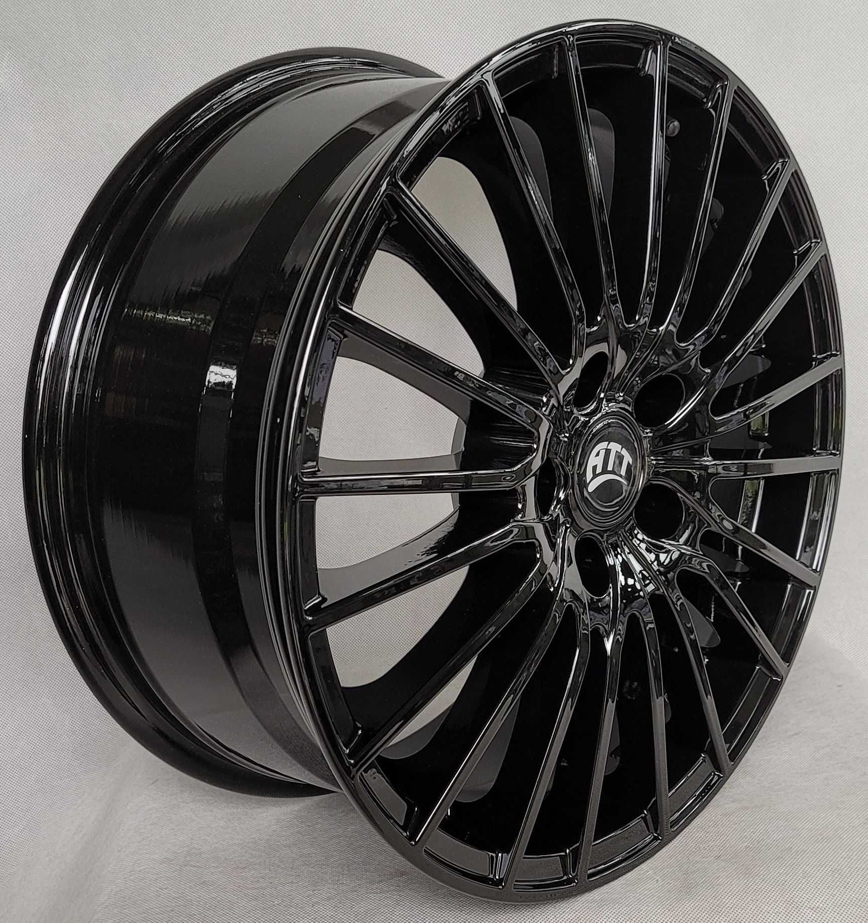 Felgi ATT 18 VW Passat B8 B7 Audi A4 B8 A3 A6 C6 Skoda Superb 3 Yeti
