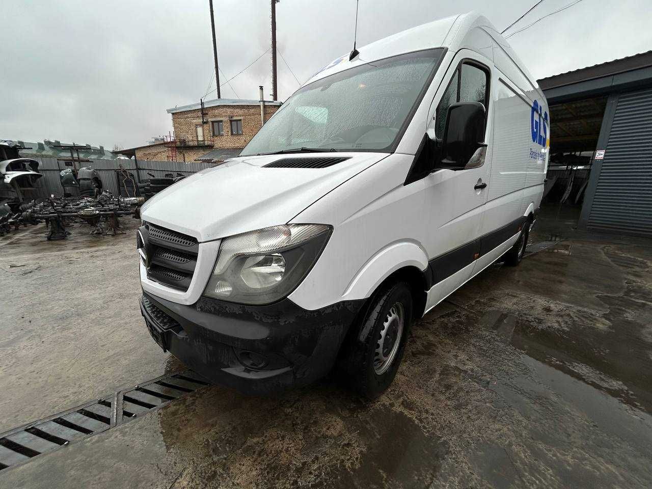 Mercedes Sprinter 906 Разборка капот спринтер Розбірка спрінтер куліса