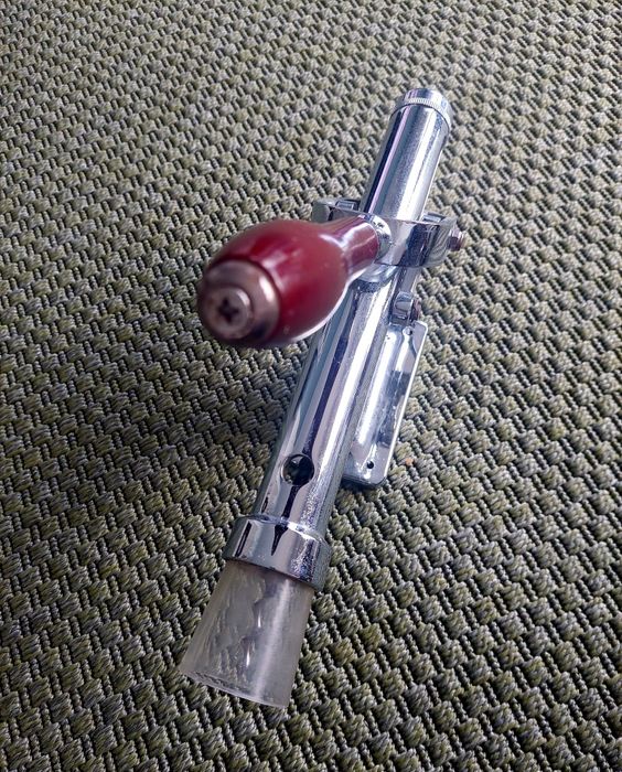 Saca rolhas de parede