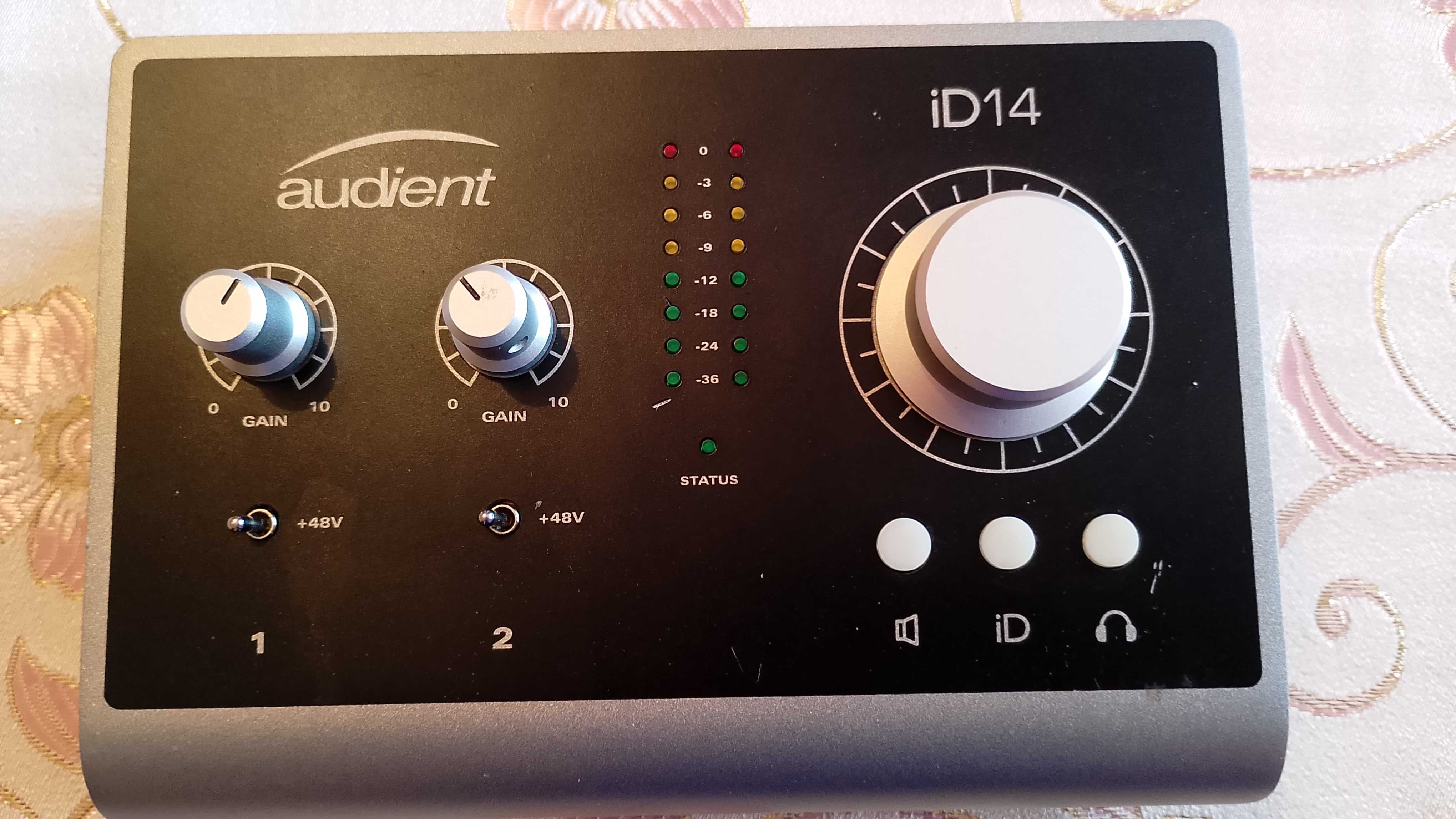 Interfejs audio Audient ID14 MKI