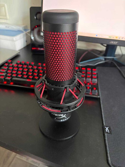Продам мікрофон HyperX Quadcast