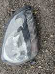Lampa przednia prawa hyundai tuscon,  czarne tlo