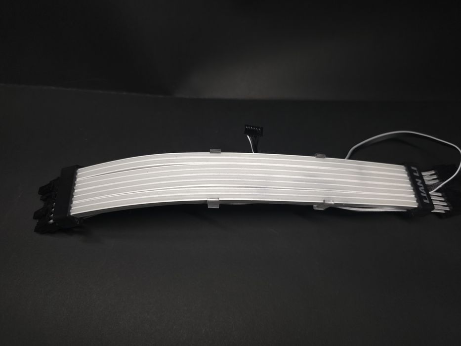 Lian Li Streamer Plus 24 pin