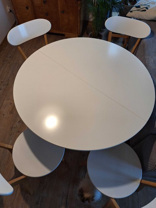 Stół + Krzesła 4szt. komplet