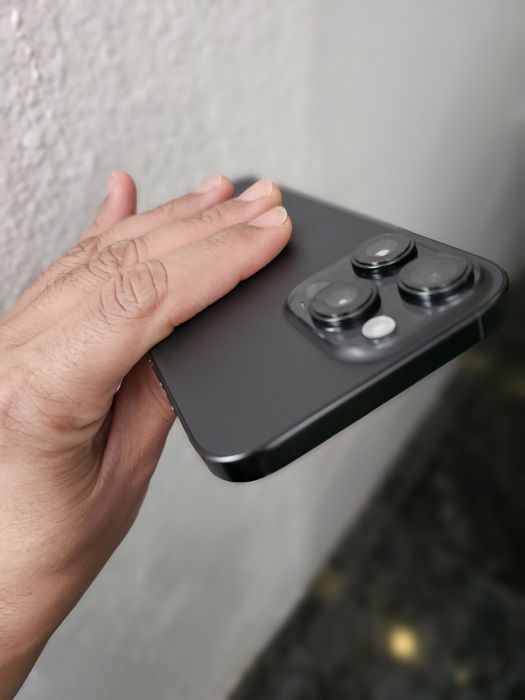 Iphone 16 pro max..512gb