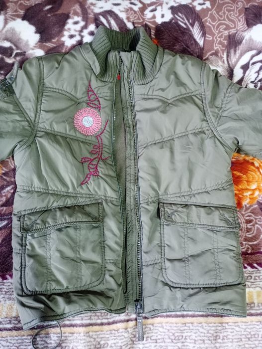 Продам дитячу куртку s,Oliver розмір 128-134