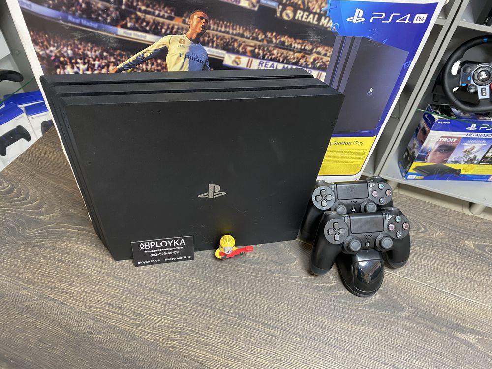 PlayStation 4 Pro 1Тб Магазин!+120ігор на аккаунті