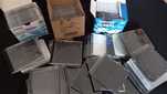 Vendo caixas de CD'S/DVD'S em quantidade.