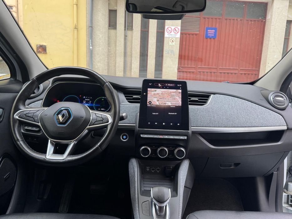 Renault Zoe r135 com 300km autonomia