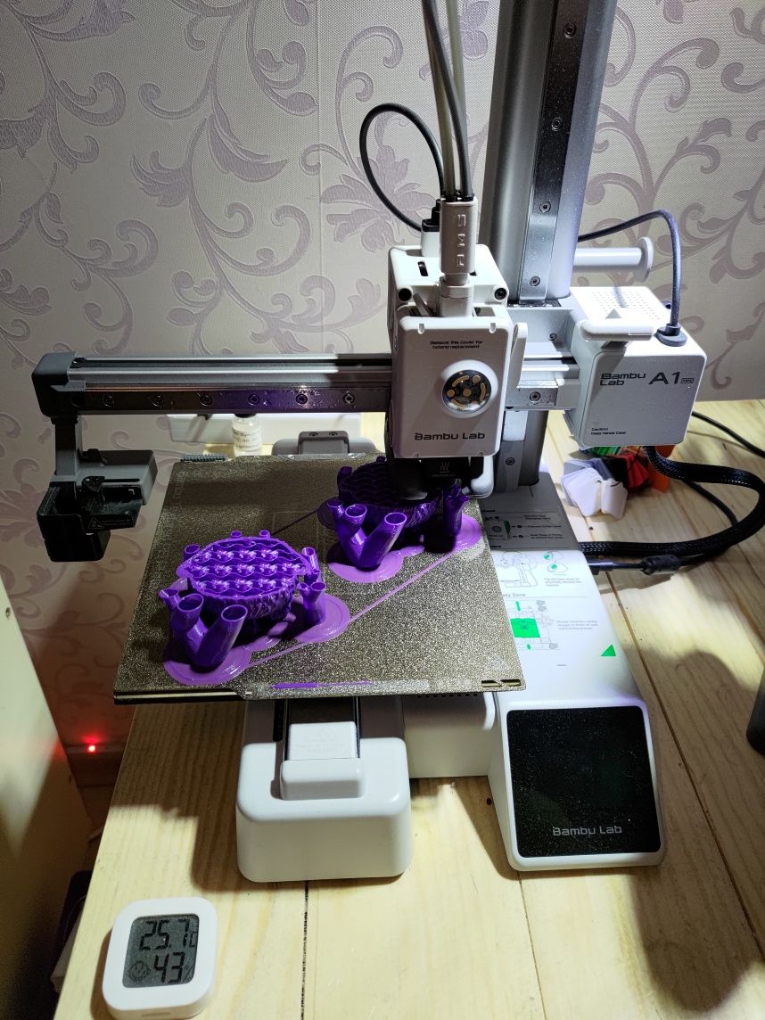 Bambu lab a1 mini 3d принтер б/у