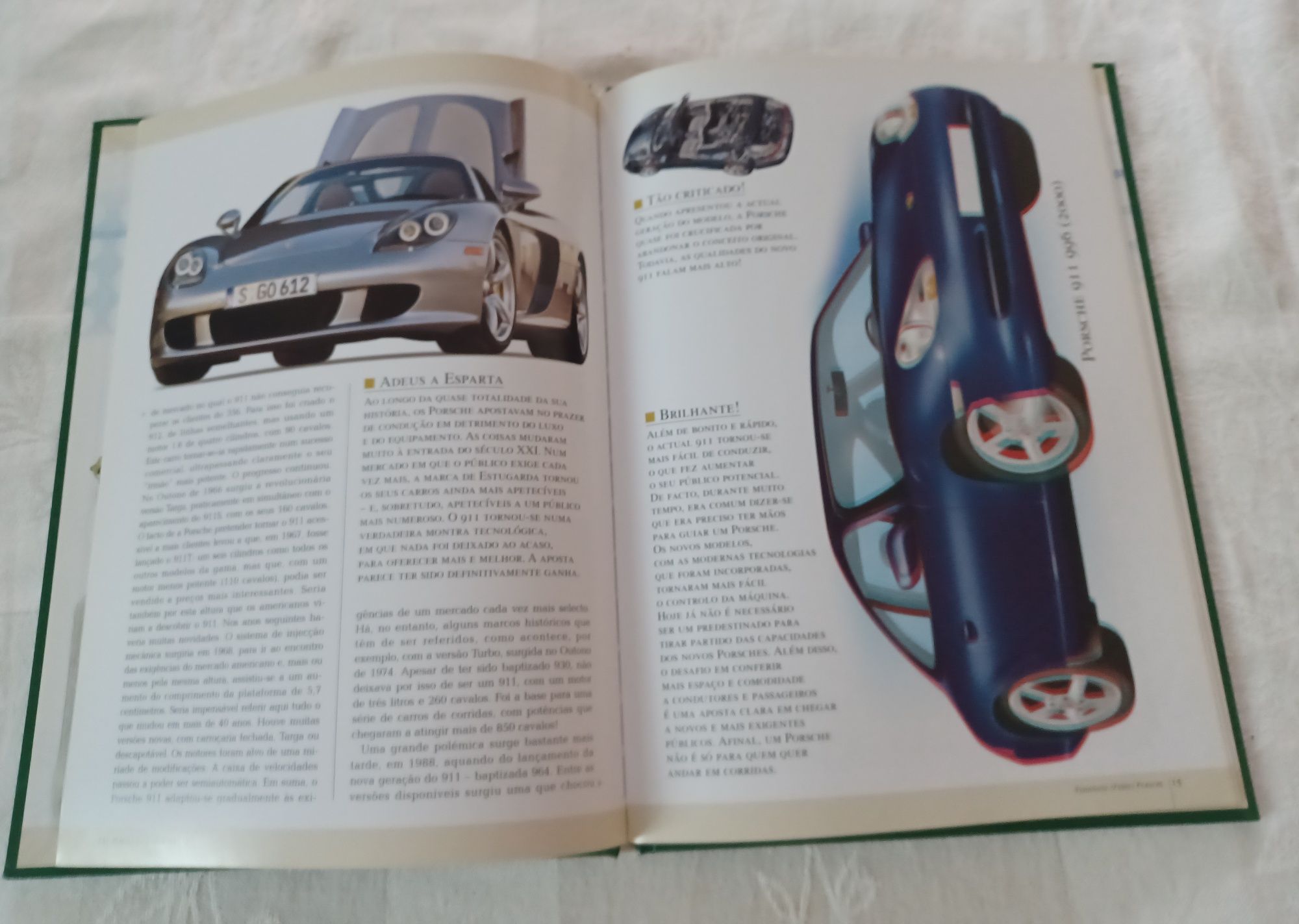 Livro Porsche com imagens 3D
