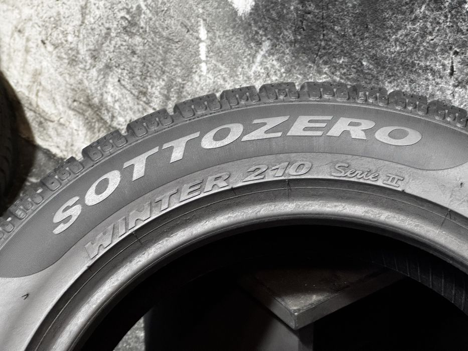 205/55 R16 Pirelli SottoZero Winter 210 | Зима | 4шт | Італія | 2020 |