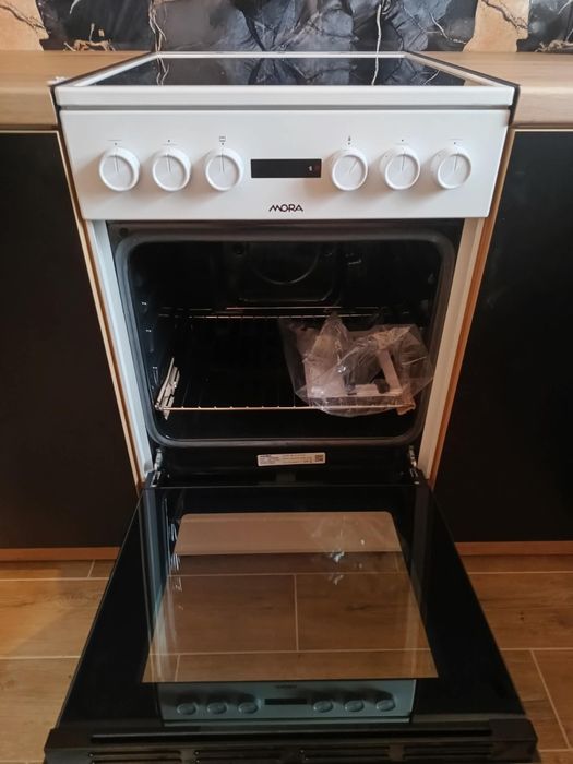 Kuchenka Mora  C 2240 CW
Mora C 2240 CW, Kuchenka wolnosto