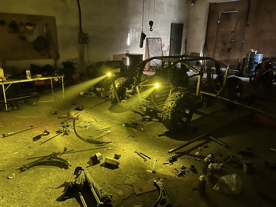 багатофункціональна електрична гусенична платформа