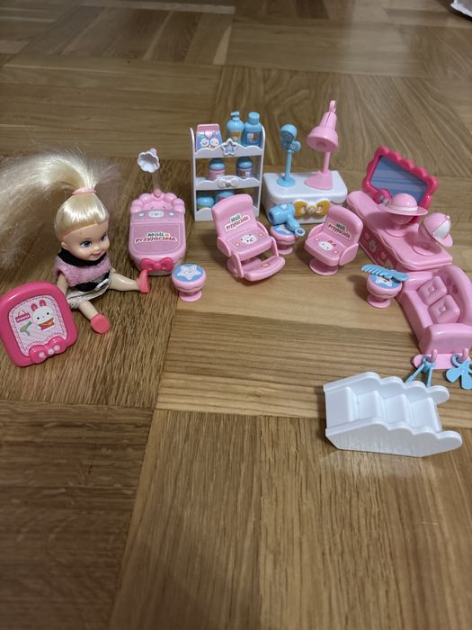 Laleczka mały świat dziewczynki mój salon 4Kidz
