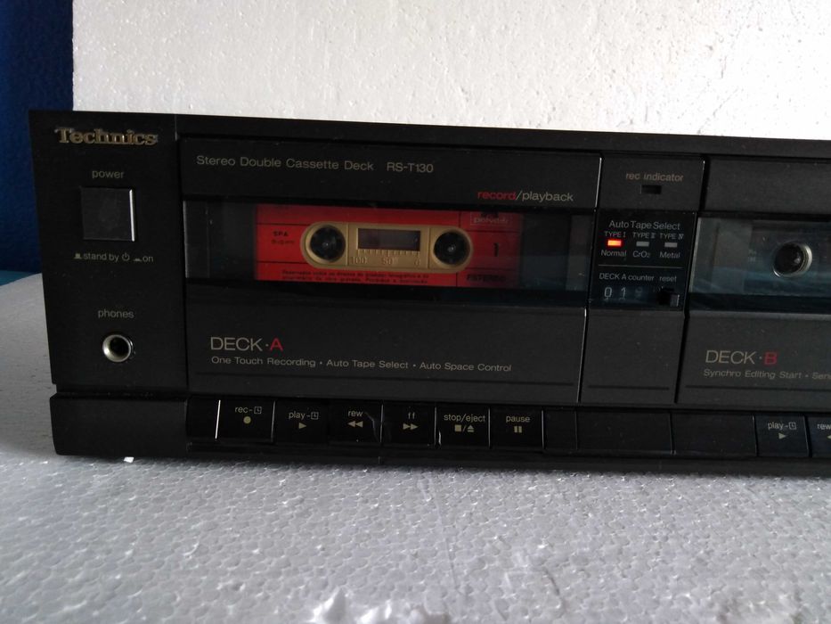 Leitor de Cassetes Duplo Technics RS-T130