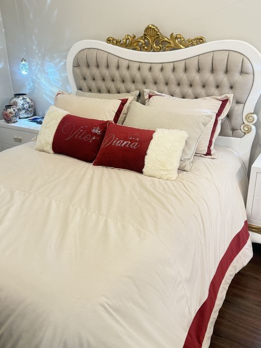 Conjunto de Mobiliário de Quarto – Estilo Clássico Luxo