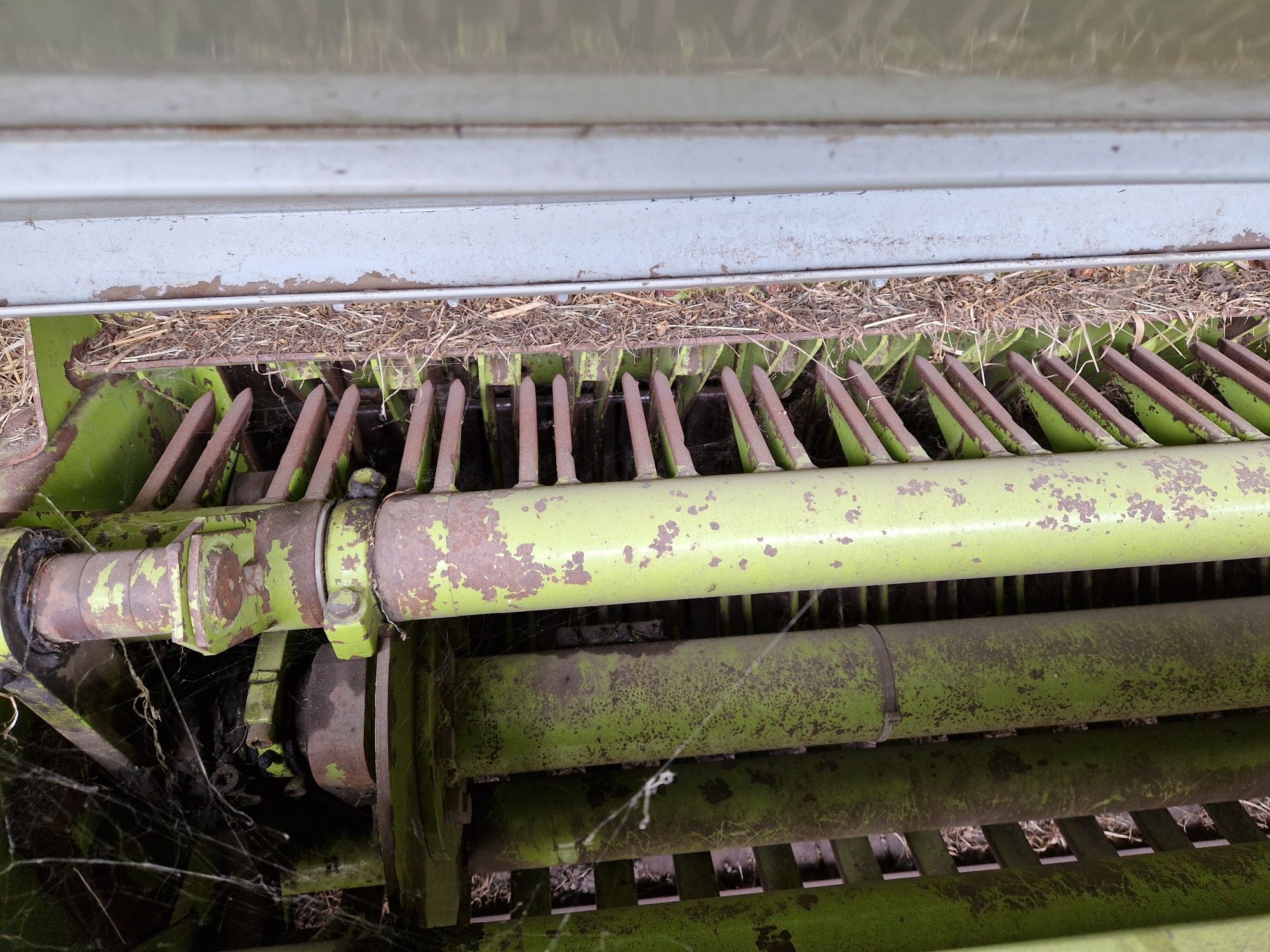 Przyczepa samozbierająca Claas